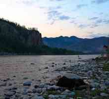 Indigirka je rijeka na sjeveroistoku Yakutije. Opis, hrana, pritoka