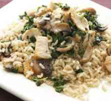 Kako je ukusna i raznolika kuhati rižu s piletinom i gljivama?