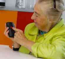 Što bi trebao biti mobilni telefon za starije osobe