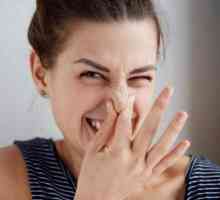 Neugodan miris iz pupka jedne žene: uzroci i značajke liječenja