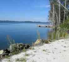 Jezero Akakul (regija Chelyabinsk). Rekreacija i ribolov