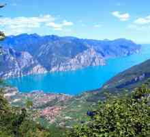 Jezero Garda, Italija. Lake Garda na mapi Italije