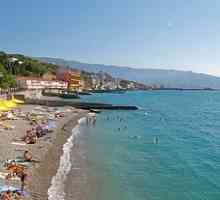 Plaža Jalta: fotografije i recenzije. Plaža Massandra
