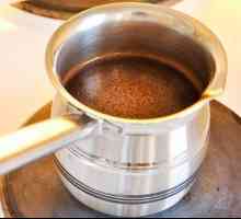 Pojedinosti o tome kako skuhati kavu u tavi i kauča (turka)