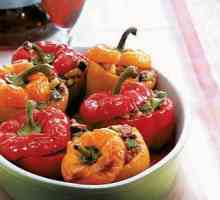 Recepti: paprika punjena mesom, sirom, kupusom