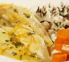 Riba s mrkvom i lukom u pećnici: recept za kuhanje. Kako peći ribu s mrkvom i lukom u pećnici?