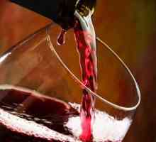 Što piju poluslatko vino? Kakvo polusvjetlo vino odabrati?