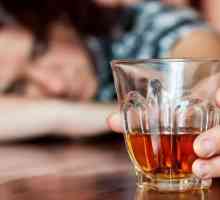 Simptom trovanja alkoholom i liječenje kod kuće