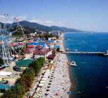 Sochi, Lazarevskoe, središnja plaža `Azure`: opis i recenzije