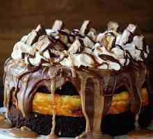 Cake `Snickers` s meringue: recept s fotografijom
