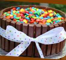 Torta ukrašena slatkišima: zanimljive ideje