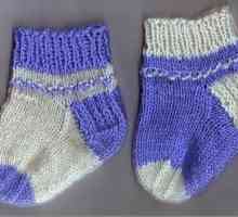 Pouke za rukavice za mlade majke: kako pletu čarape za novorođenče s iglom za pletenje
