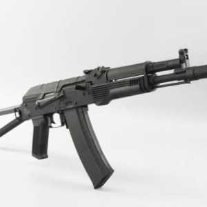 AK-100. AK automatski strojevi serije 100. Karakteristike, fotografija