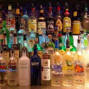 Proliveni alkohol: kako se razlikovati od sadašnjosti?