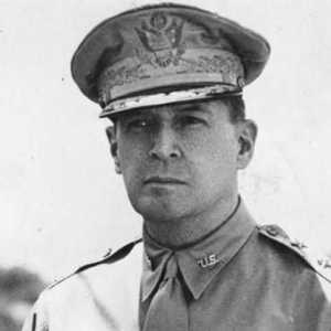 Američki zapovjednik Douglas MacArthur: biografija