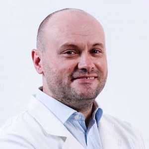 Andrey Nikolaevich Senyuk - maxillofacijalni i plastični kirurg