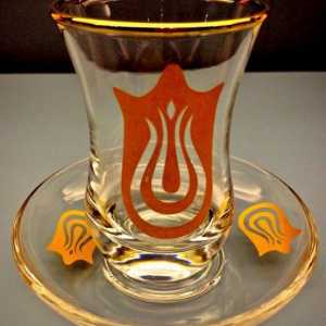 Armudas - turska čaša za čaj