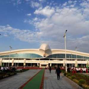 Ashgabat je zračna luka Saparmurat Turkmenbashi. "Turkmen Airlines"