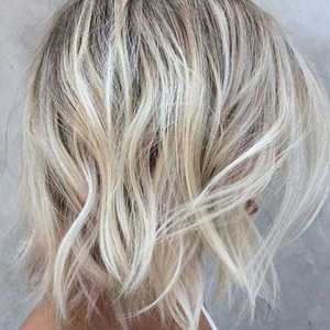 Blond pijesak - atraktivna boja kose