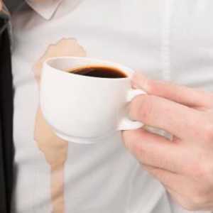 Da ukloniti mrlje od kave od odjeće i sagova? Uklanjanje mrlja i kemijsko čišćenje kod kuće