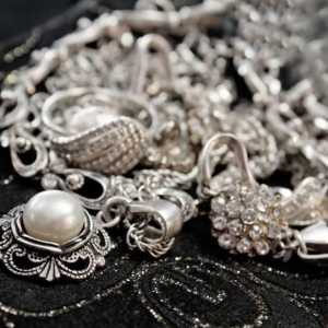 Čišćenje srebra nakit kod kuće: značajke, učinkovite metode i metode