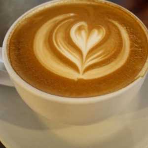 Što piti: mlijeko s kavom ili kavom s mlijekom?
