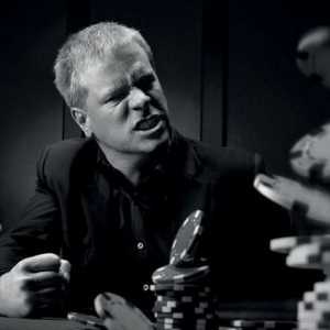 Što je naginjanje u pokeru?