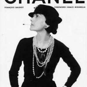 Coco Chanel. Mlada žena-seljačka žena