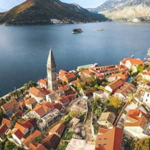 Crna Gora, Tivat: atrakcije, povijest i zanimljive činjenice