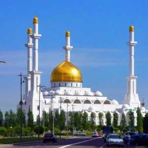 Znamenitosti kazahstanskog stepa. Džamija Almatyja središnji je dio islamske kulture Azije
