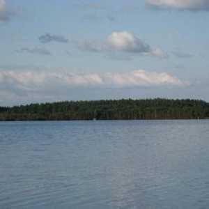 Mi ćemo se odmoriti na Blue Lakes regiji Lenjingrada