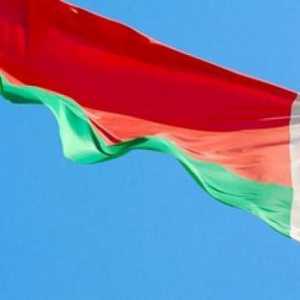 Zastava Bjelorusije: značenje cvijeća i ukrasa. Što izgleda bjeloruska zastava?