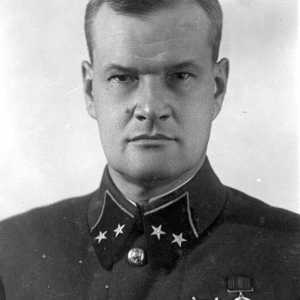 General bojnik Crvene armije Fedor Ivanovich Trukhin: biografija, obilježja aktivnosti i zanimljive…