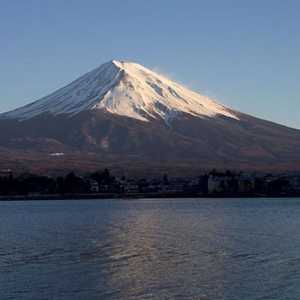 Planina Fuji u Japanu: podrijetlo, povijest i visina planine. Pogled na goru Fuji (fotografija)