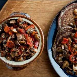 Gljiva kavijar s rajčicama za zimu: recept za kuhanje zalogaje