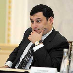 Khinshtein Alexander Yevseyevich: novinar i političar
