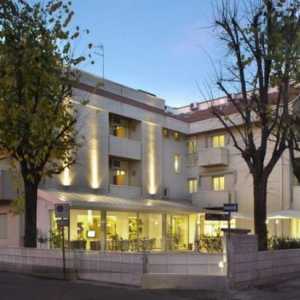 Hotel Nives 3 * (Rimini): fotografije, cijene i recenzije