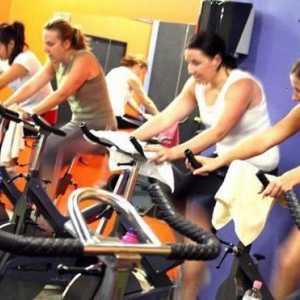 Intervalna obuka na vježbi bicikla za učinkovito mršavljenje