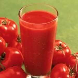 Izrada sok od rajčice kod kuće dugo će vam pružiti ukusno i korisno piće