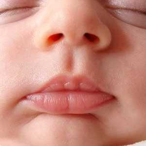 Kako i kada koristiti nosne kapi za novorođenčad