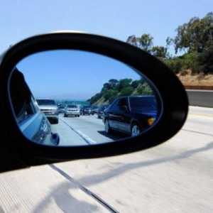 Kako ispravno prilagoditi ogledala u automobilu? Savjeti za vozača