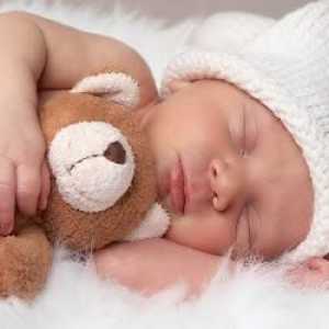 Kako usvojiti novorođenče: sve faze postupka