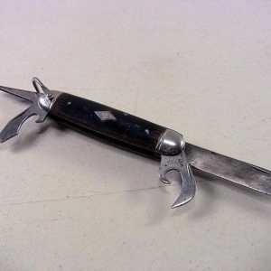 Kako odabrati nosač nožem napravljen u Rusiji?