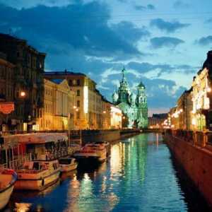 Kakva mjesta za posjetiti kada su bijele noći u St. Petersburgu? Zašto se taj fenomen pojavljuje i…