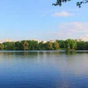 Jezero Komsomolskoye: Petar, Minsk i Nizhnevartovsk