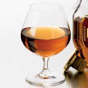 Cognac `Al Farabi`: svojstva, cijena, recenzije