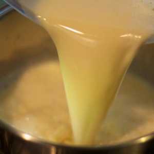 Krema od mlijeka za tortu: recept za kuhanje. Kako napraviti kremu mlijeka?