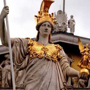 Tko je Atena? U drevnoj grčkoj mitologiji, Athena je božica organiziranog rata, vojne strategije i…