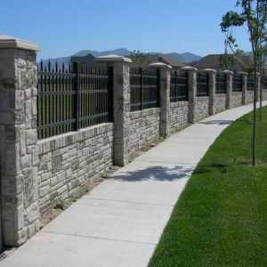 Podnožje remena za ograde: uređaj i proračuni