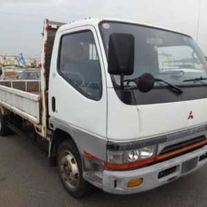 `Mitsubishi Kanter` - japanski kamion s malim kapacitetom koji se proizvodi u Rusiji